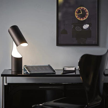 Moderne stilvolle Schreibtischlampe