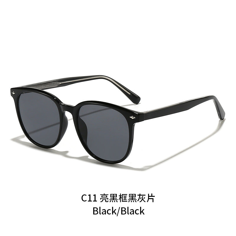 Damen modische Sonnenbrille im eleganten Formdesign Brehn