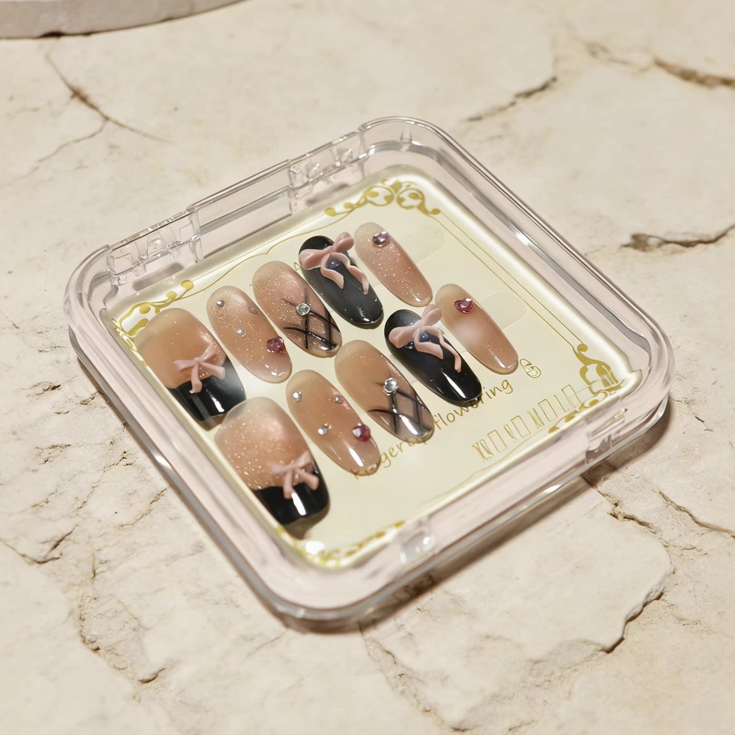 Elegantes Künstlerisches Nagelkunstdesign Brehn
