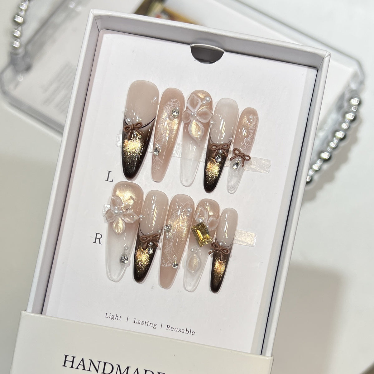 Glamouröse Künstlerische Press-On Nagelverlängerungen Brehn