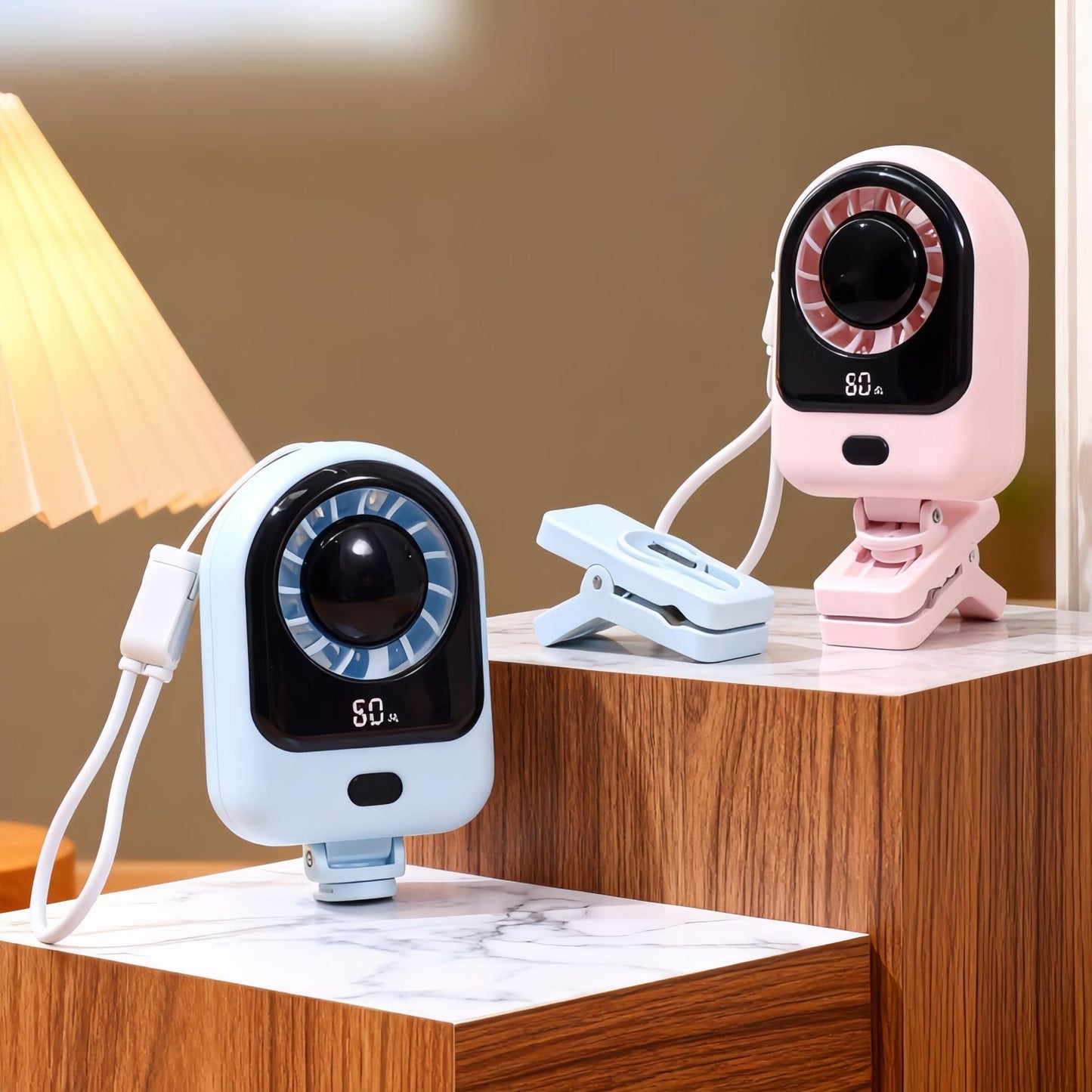 Frauen Tragbarer Mini Ventilator mit Digitalanzeige und Flexibler Halterung Brehn