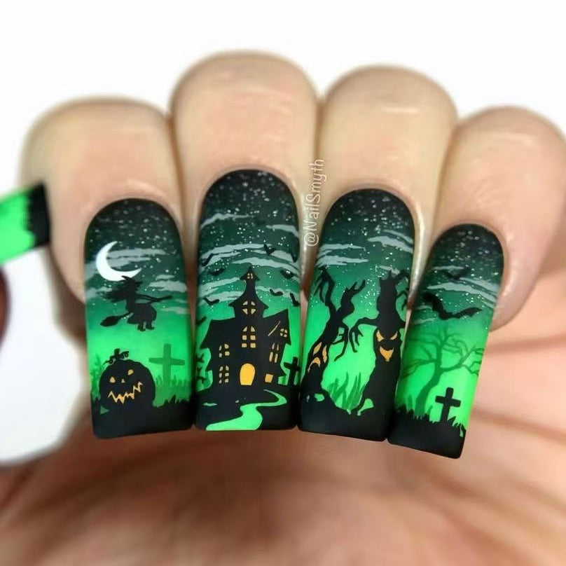 Halloween Kunstnagelset mit gruseligen 3D-Motiven Brehn