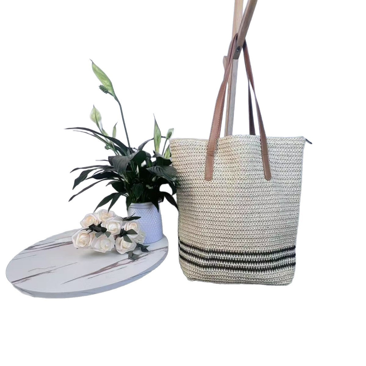 Oversized Strandtasche Aus Geflochtenem Material Brehn