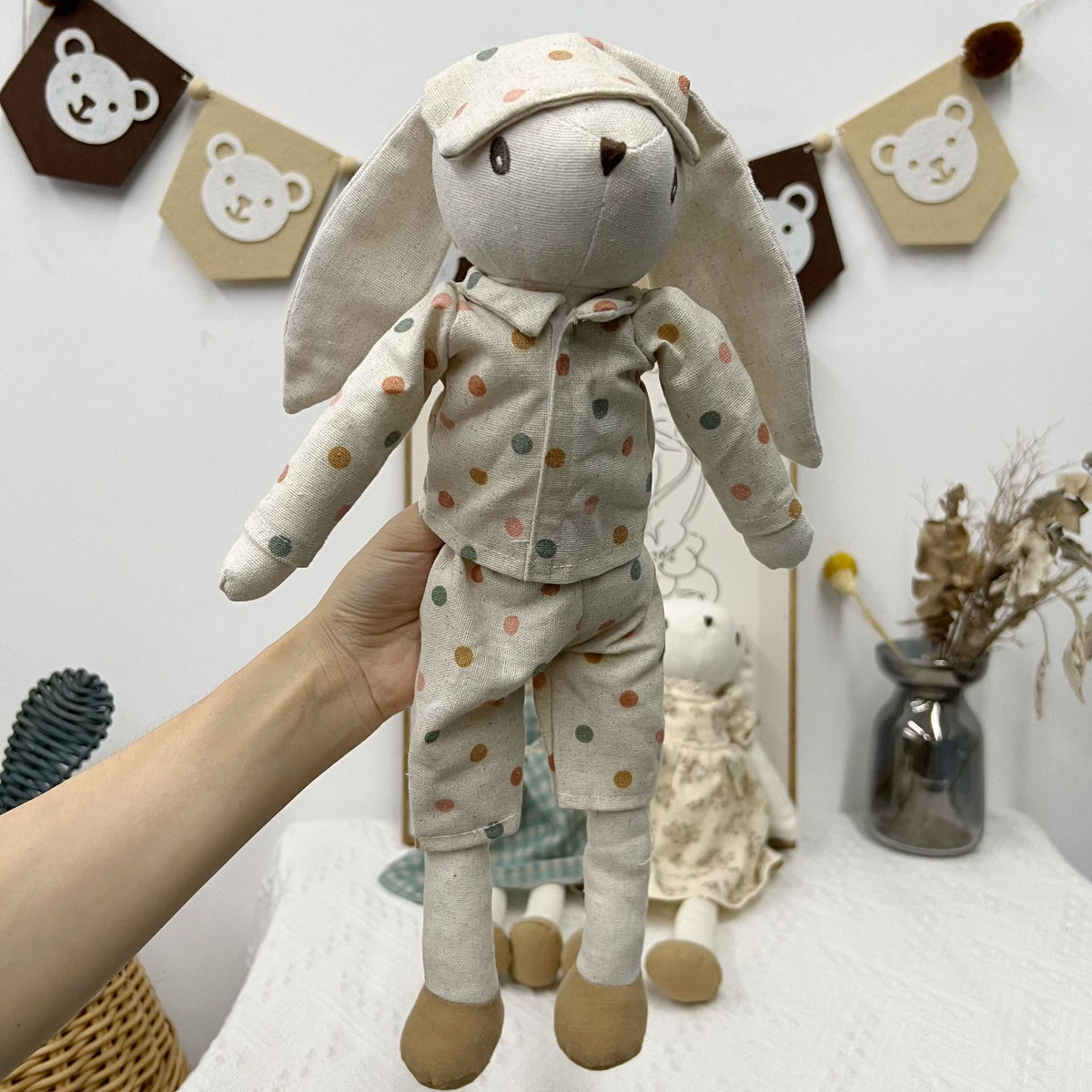 Handgefertigte Leinenhase-Rag Doll mit langen Ohren und Gingham-Kleid