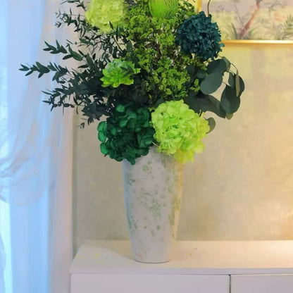 Lebensechte botanische Blumenanzeige