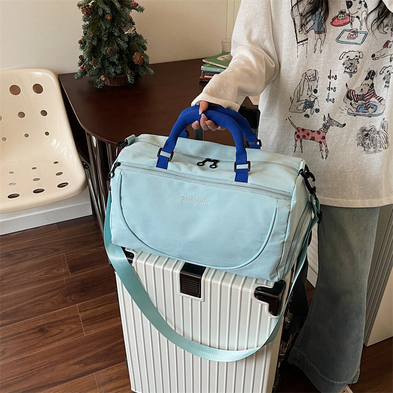 Sportliche Duffel-Tasche Mit Vielseitigen Fächern Brehn