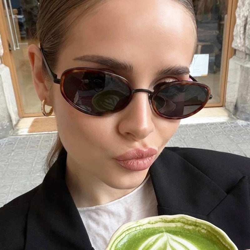 Damen elegante runde Sonnenbrille mit modischem Metallrahmen Brehn