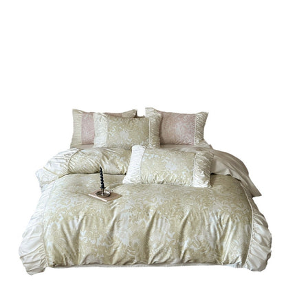 Luxuriöses Jacquard-Bettgarnitur-Set mit gerafftem Volant, Satinbesatz und Zierkissen