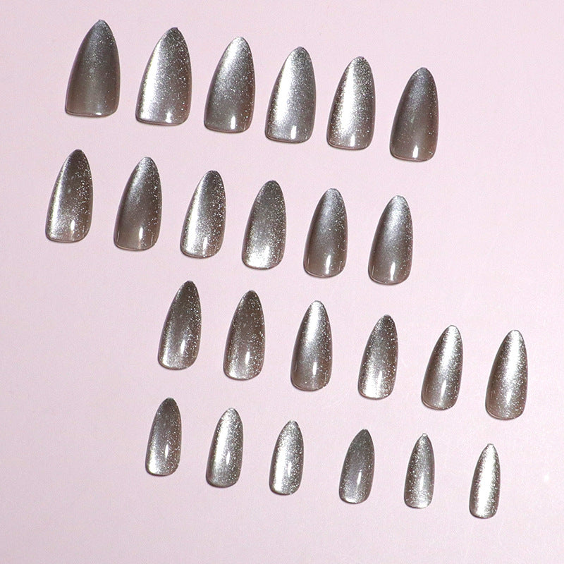Glamouröse schimmernde Press-On-Nagelspitzen Brehn