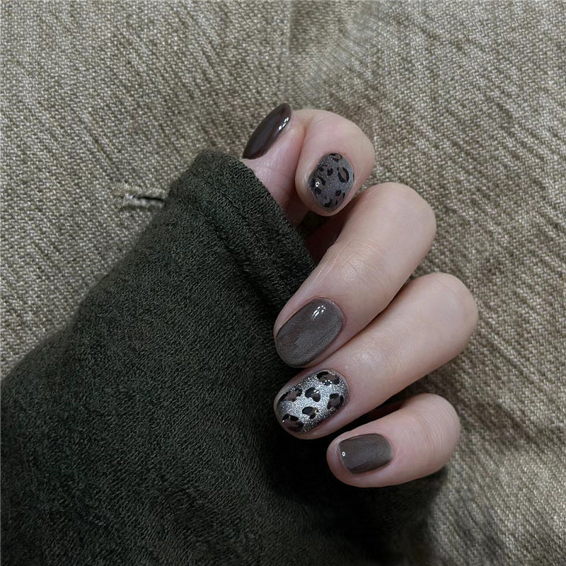 Kunstnägel Im Eleganten Animal-Print Design Brehn