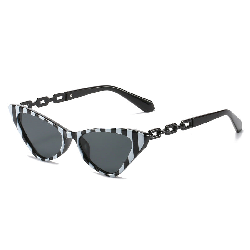 Damen Cat-Eye Sonnenbrille mit stilvollen Kettenakzenten Brehn