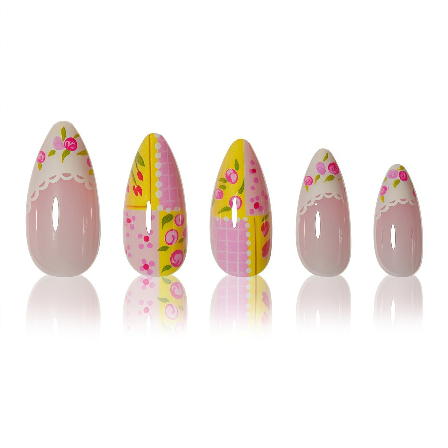 Dekorative florale Press-On-Nagelkunst Brehn