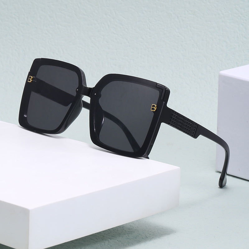 Damen modische quadratische Sonnenbrille mit strukturierter Bügelgestaltung Brehn