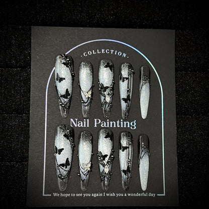 Künstlerisches Schmetterlingsverschönertes Press-On Nagelkunst-Set