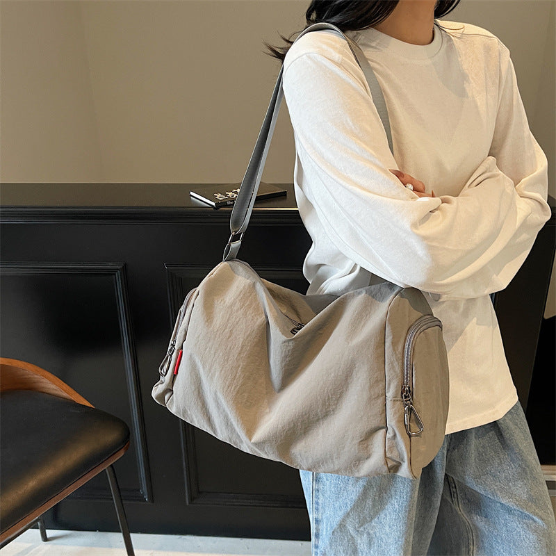 Damen Sportliche Reisetasche mit mehreren Fächer Brehn