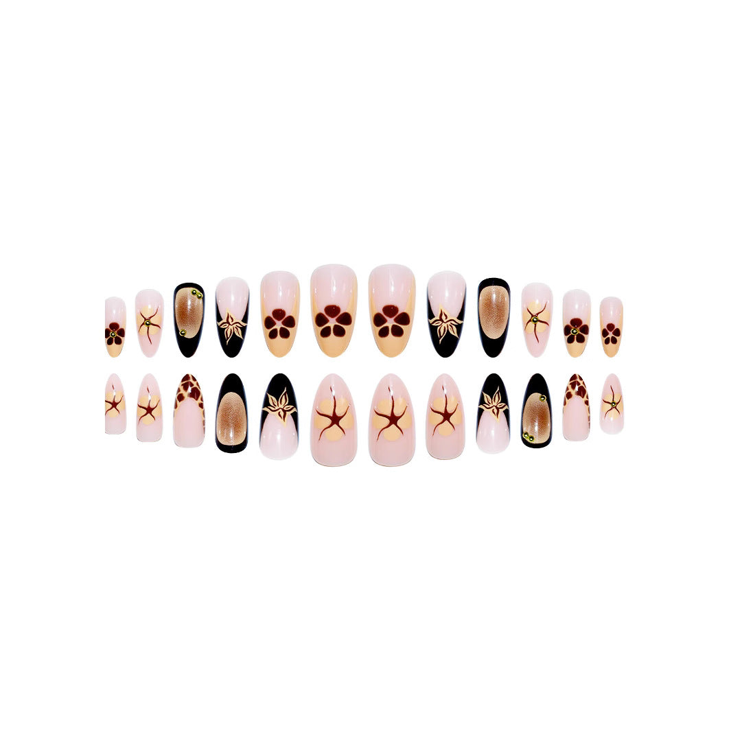 Premium Künstlerische Nageldesign Brehn