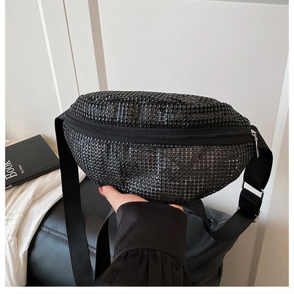 Schimmernde mit Strass verzierte Gürteltasche Brehn