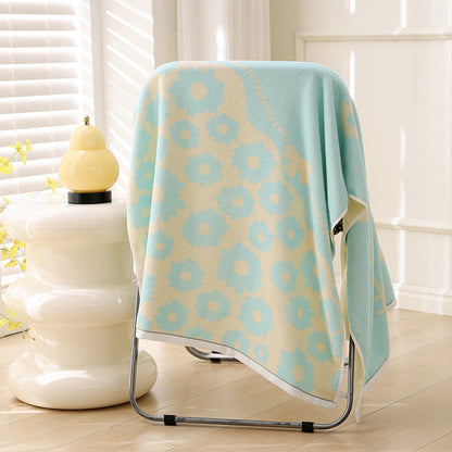 Weiches Baumwoll-Badetuch mit Floraler Jacquard-Struktur und Hoher Saugkraft