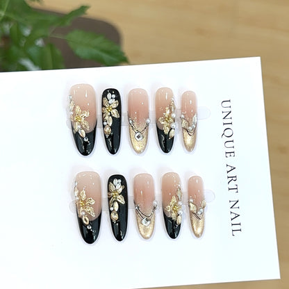 Luxuriöses Floral-Perlen-Nagelkunst-Set zum Aufkleben
