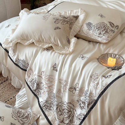Seidiger Satin Floral Bestickte Rüschengestell Bettbezug Ensemble mit Plissierter Bettrock