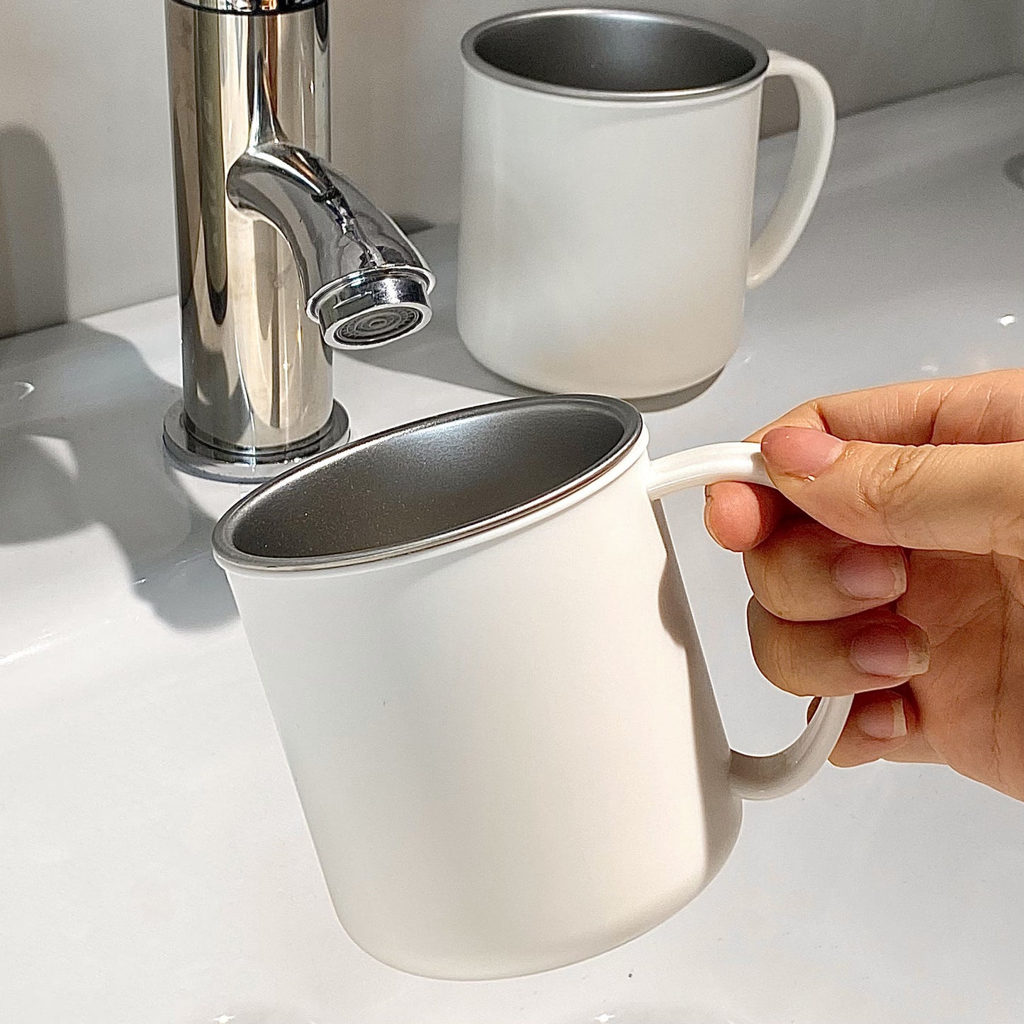 Isolierte Keramiktasse mit Doppeltem Wanddesign Brehn