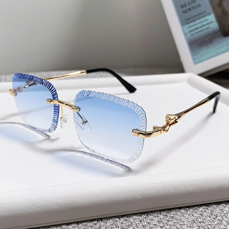 Damen modische Sonnenbrille mit strukturiertem Rahmen und dezenten Farbverlauf Brehn