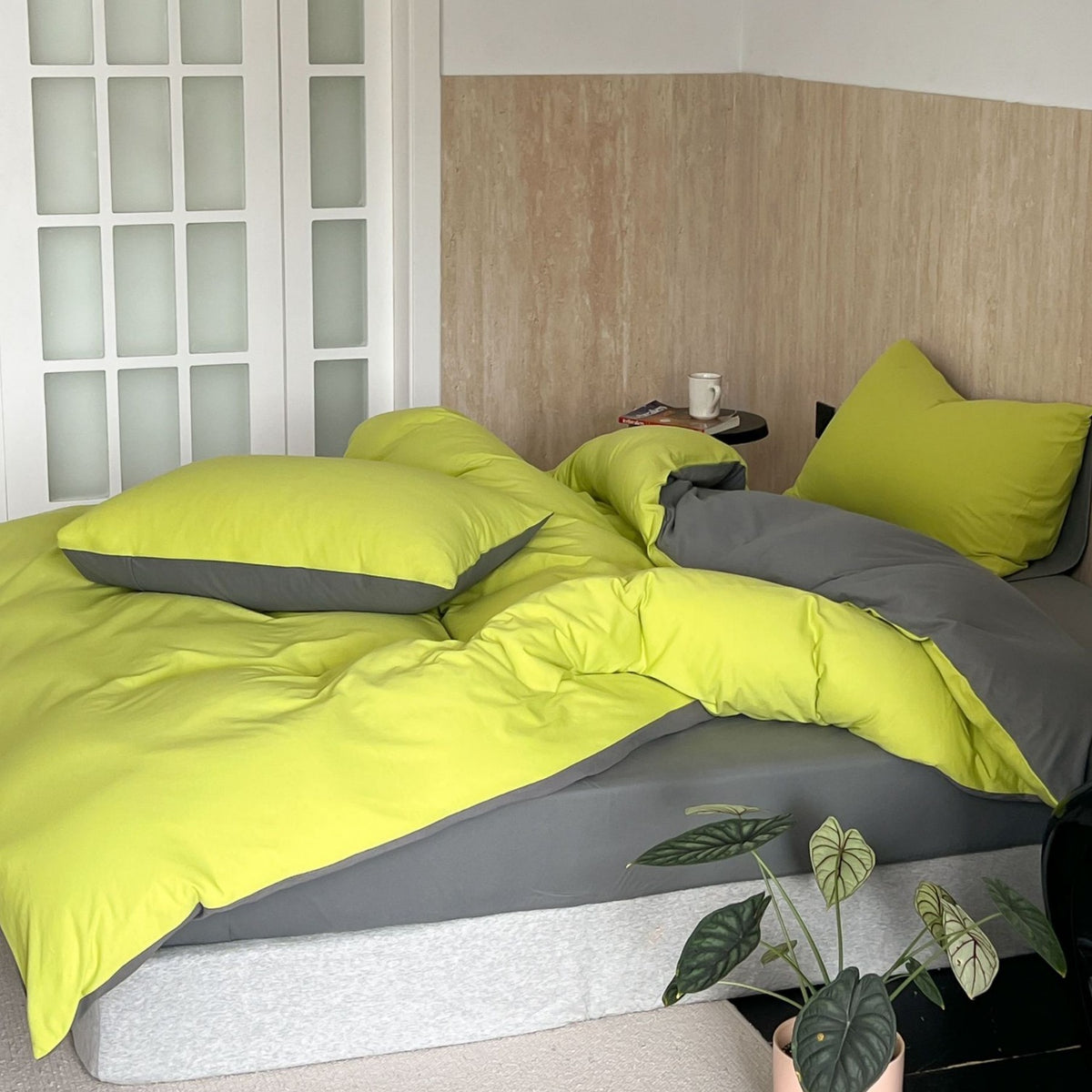 Umkehrbare Baumwollreiche Bettwäsche mit tiefen Taschen Spannbettlaken und Kissenbezügen