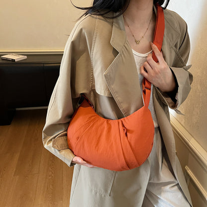 Verstellbare Schultertasche mit Tragegurt