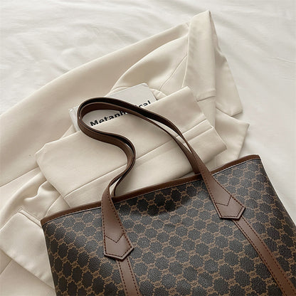 Elegante geometrisch gemusterte Einkaufstasche