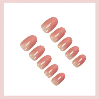 Kunstnagelset mit elegantem French-Style Brehn