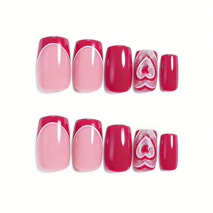 Herz-verzierte Nagelkunst Brehn