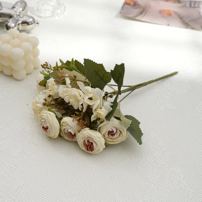 Lebensnahes Blumengesteck Stamm