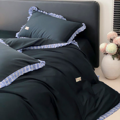 Luxus Baumwoll-Satin Bettdecken- und Bettwäsche-Set mit kontrastierendem Karorüschensaum