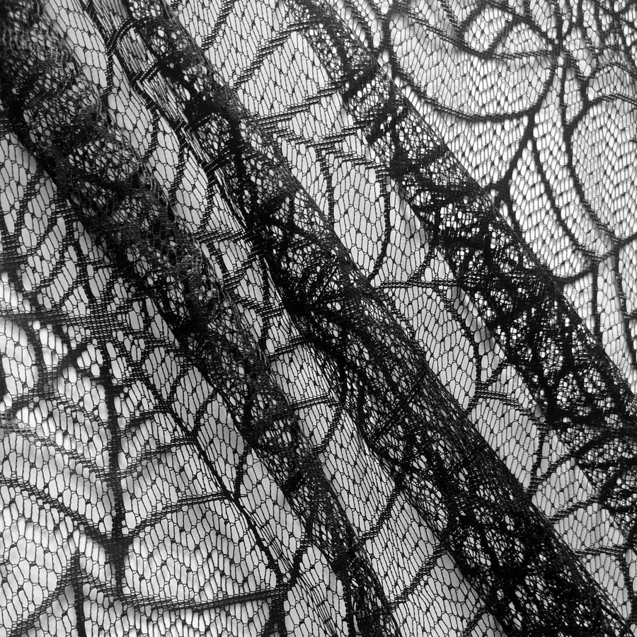 Transparente Spitzen-Tischauflage mit Spinnennetz-Motiv für Halloween-Dekor
