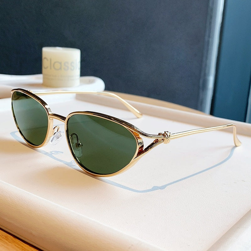 Damen Cat-Eye Sonnenbrille mit elegantem goldenen Rahmen und polarisierten Gläsern Brehn