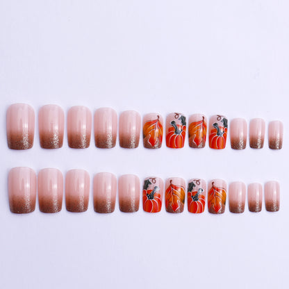 Künstlerische Kürbis-Themen-Nail Art