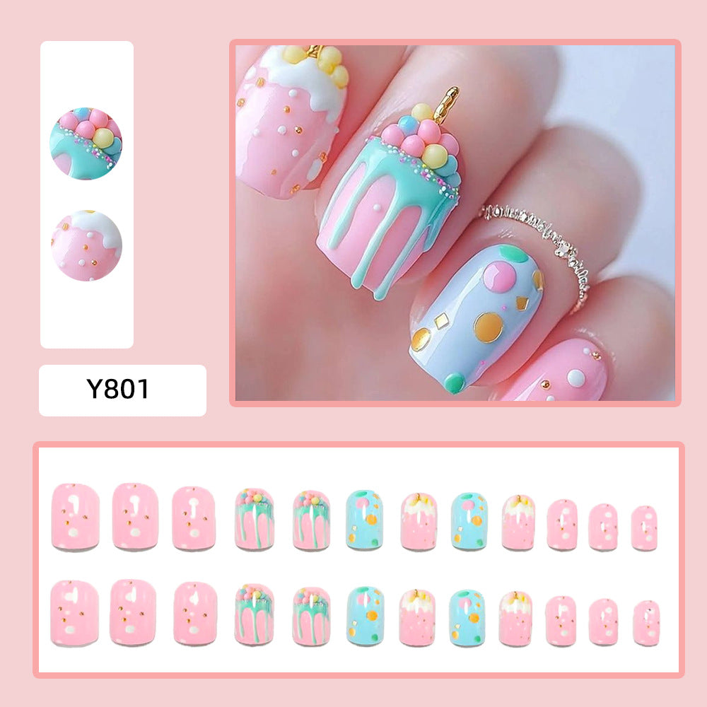 Kunstnägel mit Verspieltem Cupcake-Design Brehn
