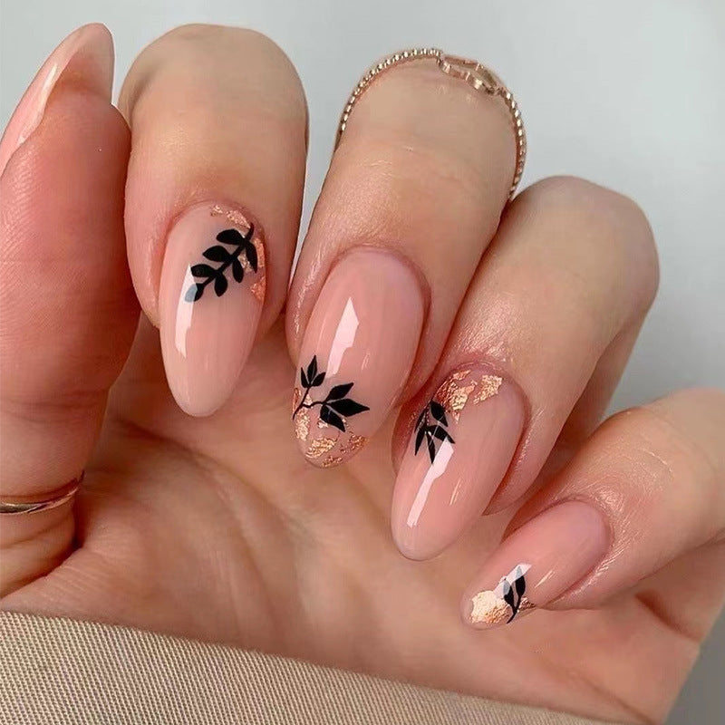 Elegante und stilvolle Kunstnagel-Kollektion Brehn