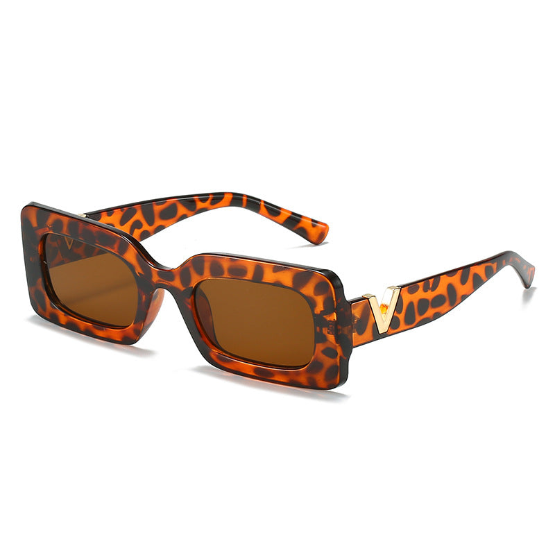 Damen modische quadratische Sonnenbrille mit stilvollem Metallbesatz Brehn