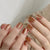 Premium Glänzende Nagelspitzen Brehn