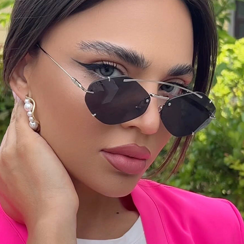 Damen geometrische Sonnenbrille mit ultraleichtem Metallrahmen Brehn