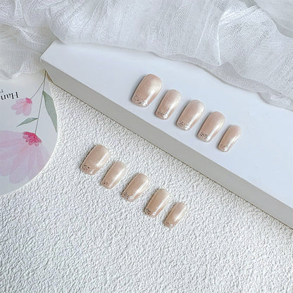 Dekoratives Press-On Nagelset Brehn