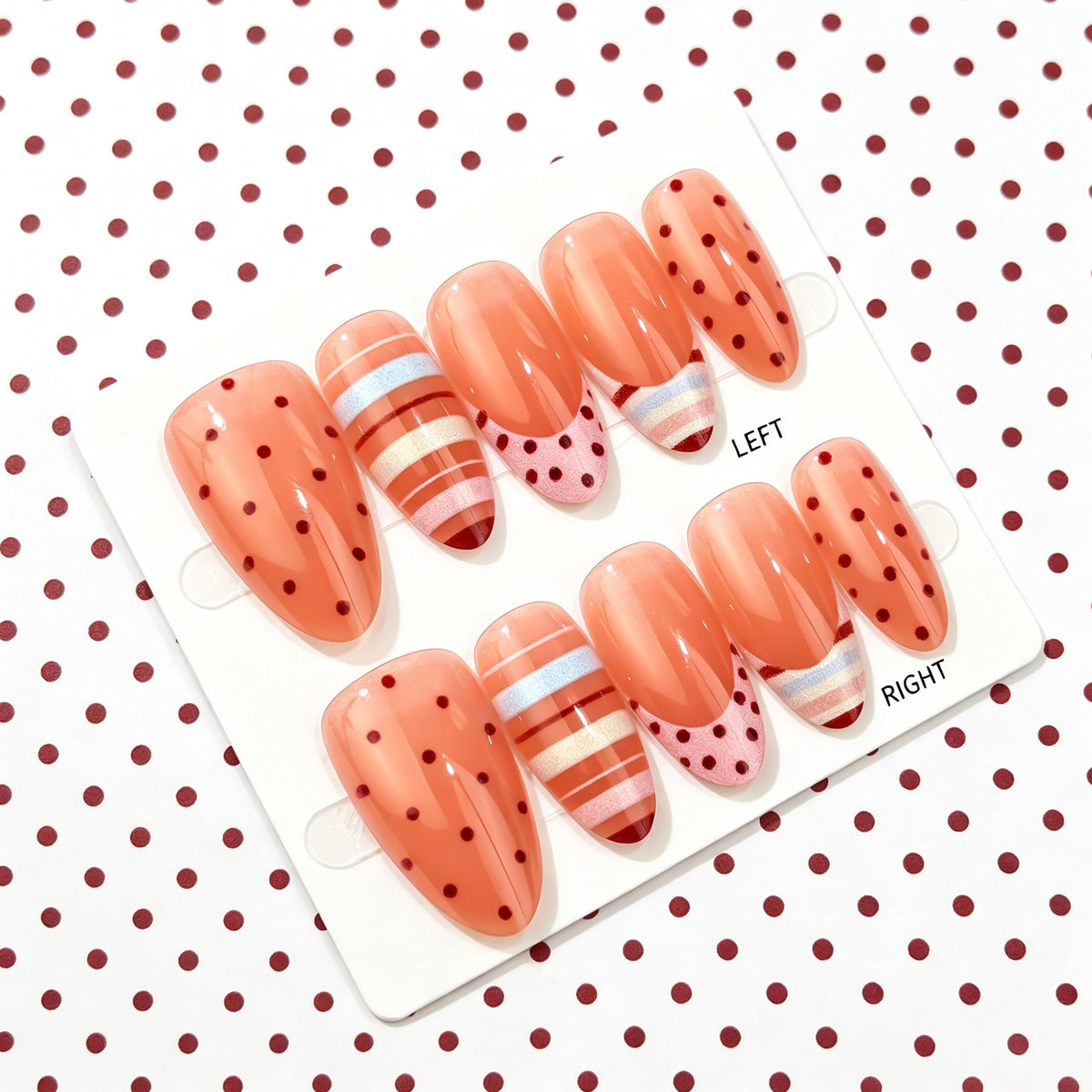 Künstlerisches Press-On Nagelkunstset mit verspielten Punkten und gestreiften Designs Brehn