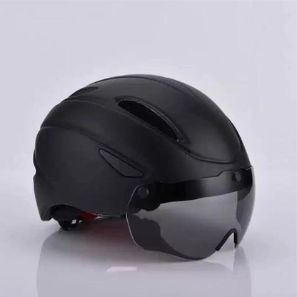 Schutzhelm für Radfahrer mit Visier Brehn