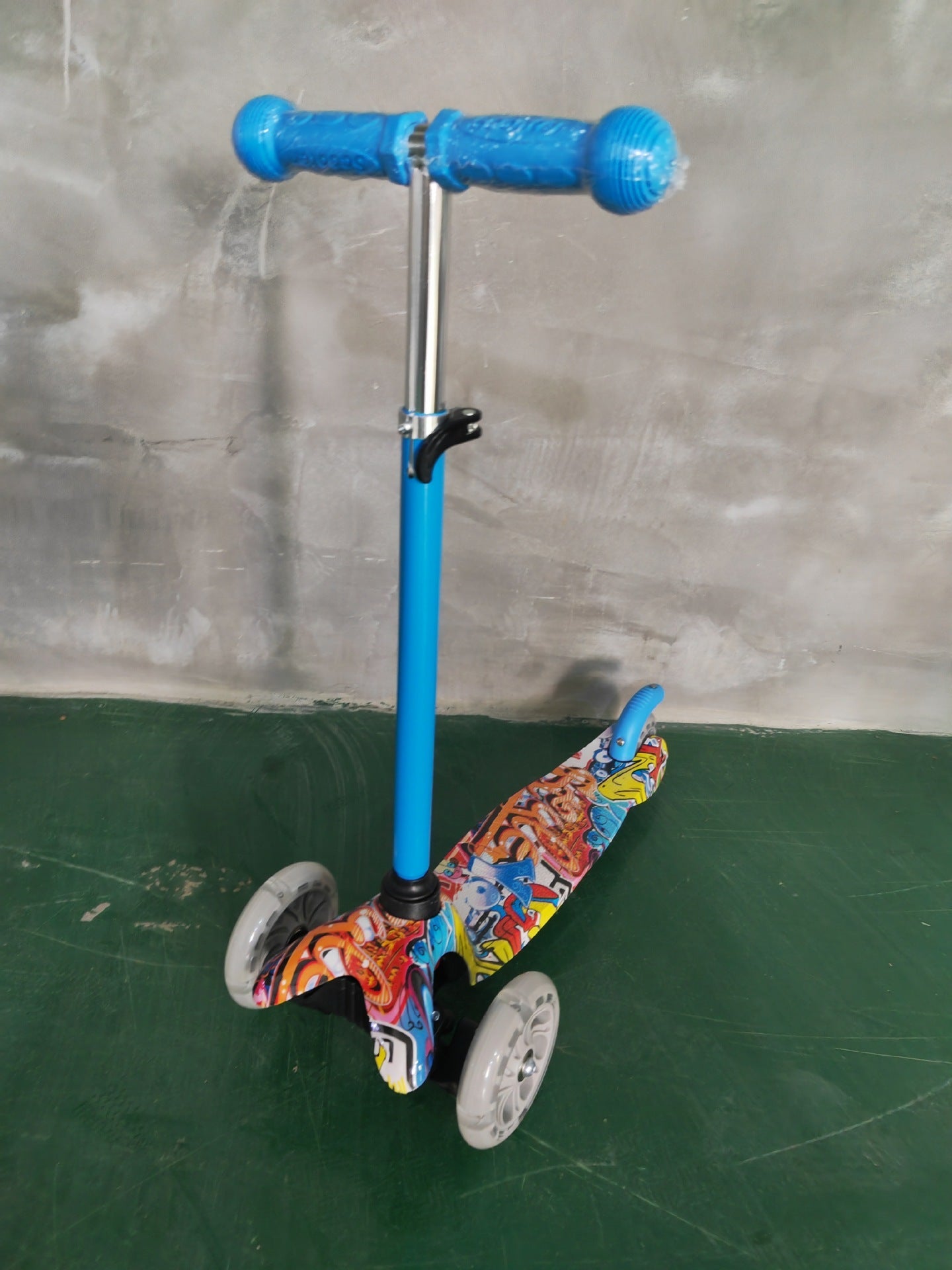 Fahrende Scooter Brehn