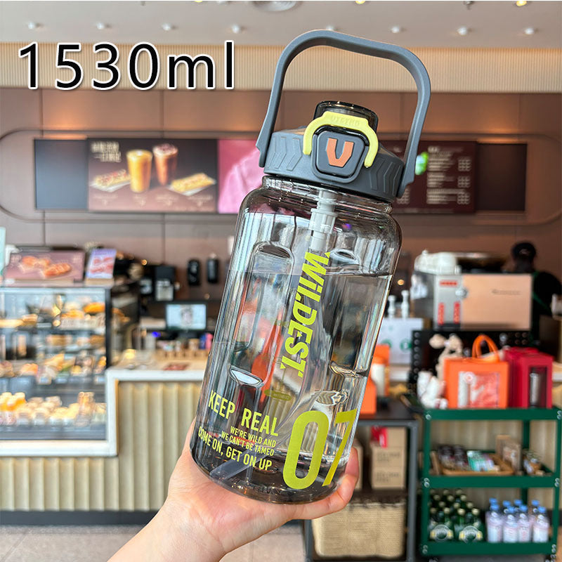 Damen große Wasserflasche mit integriertem Strohhalm und Tragegriff Brehn