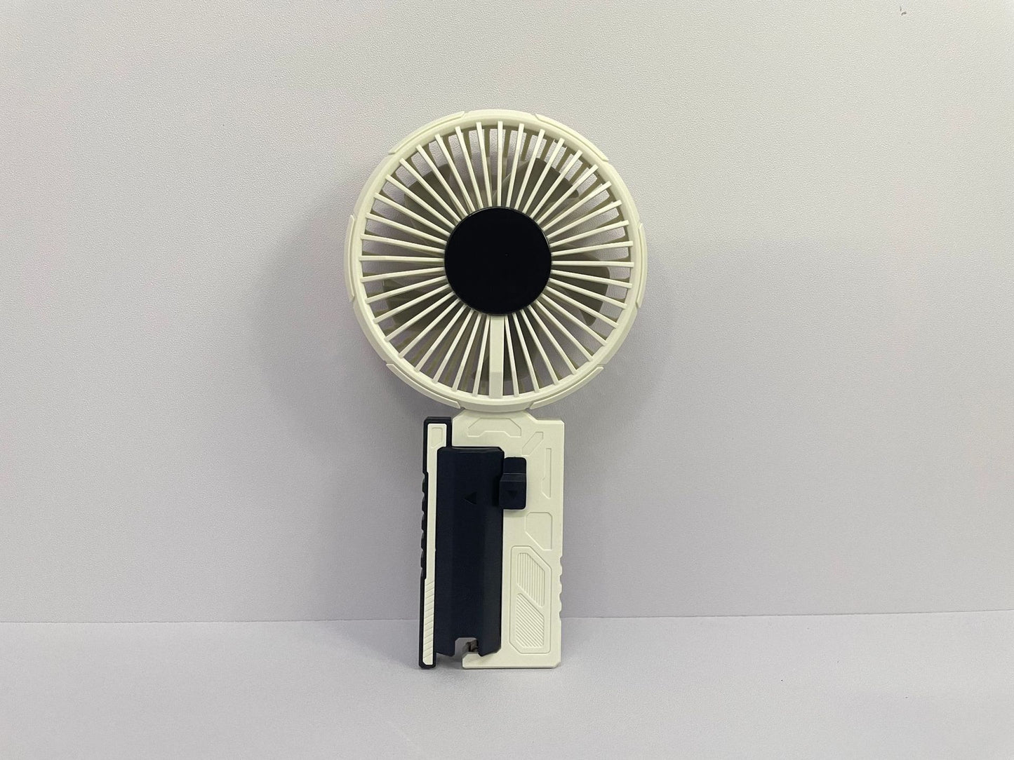 Unisex Tragbarer Handventilator mit mehrfachen Geschwindigkeitsstufen Brehn