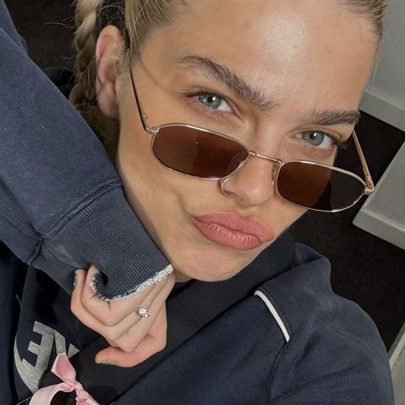 Damen geometrische Sonnenbrille im minimalistischen Design Brehn