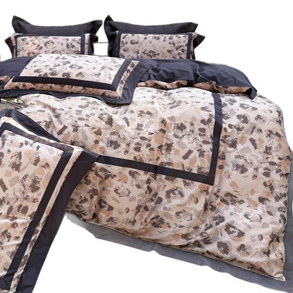 Jacquard-musterte Wendebettwäsche Set mit Satinbesatz und dekorativen Kissenbezügen