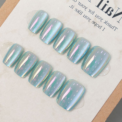 Stylisches Press-On-Nagelset mit schillerndem Finish Brehn